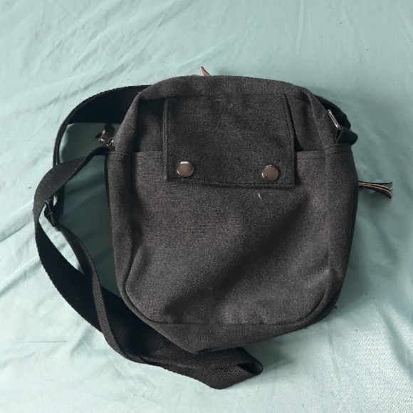 Nwot travel bag - Picture 2 of 4